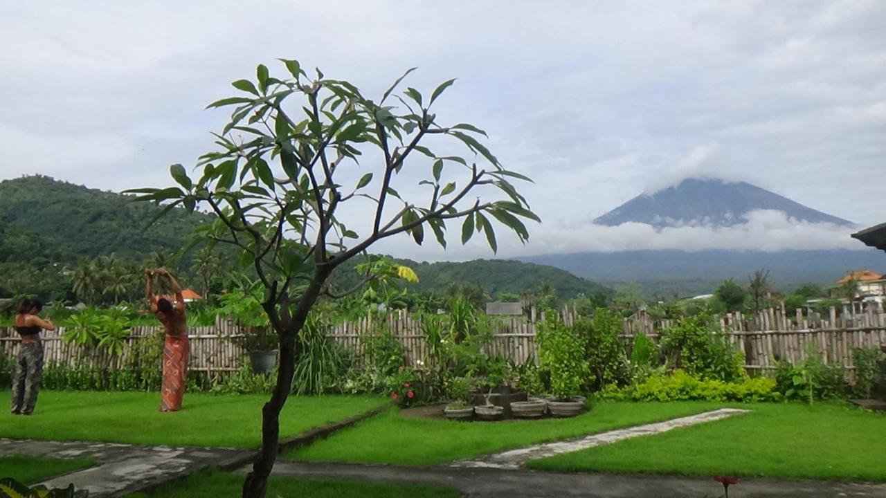 Agung Inn Amed Eksteriør bilde