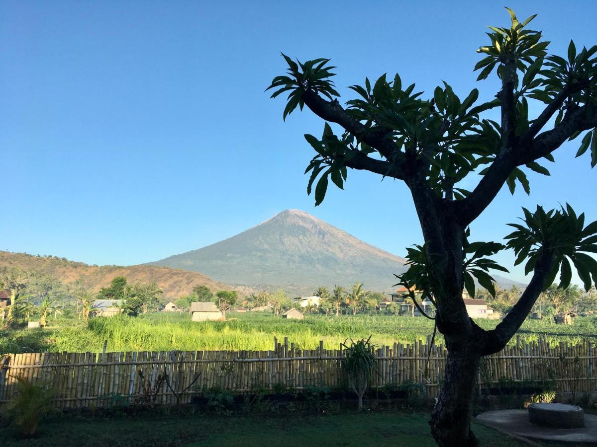 Agung Inn Amed Eksteriør bilde