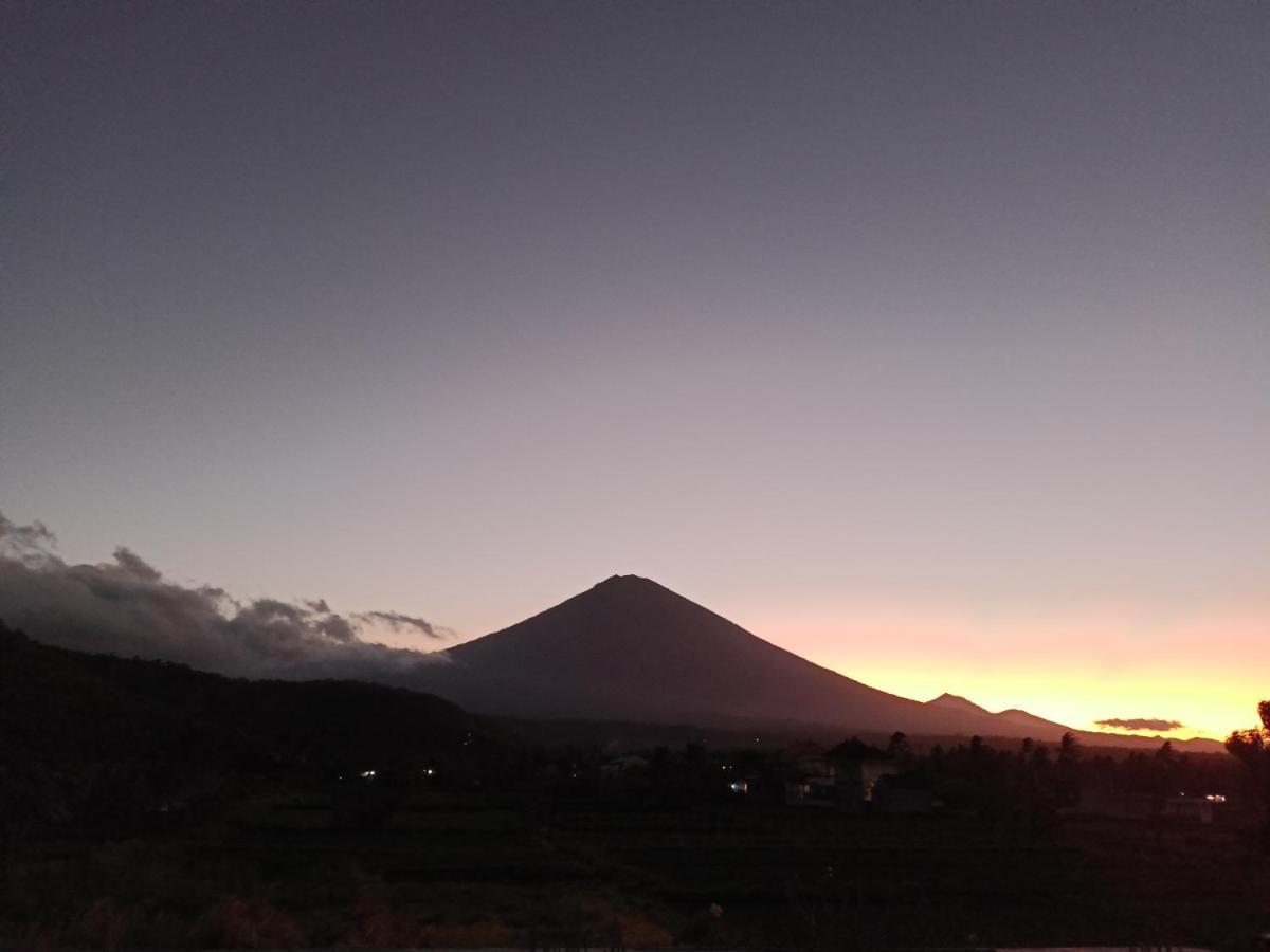 Agung Inn Amed Eksteriør bilde