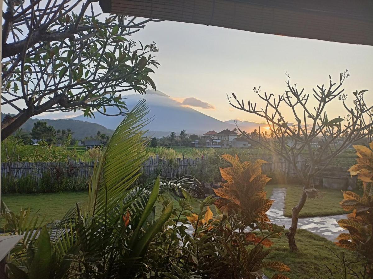 Agung Inn Amed Eksteriør bilde
